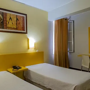 Гостевой дом Residencial Chafariz /queimada, Фуншал